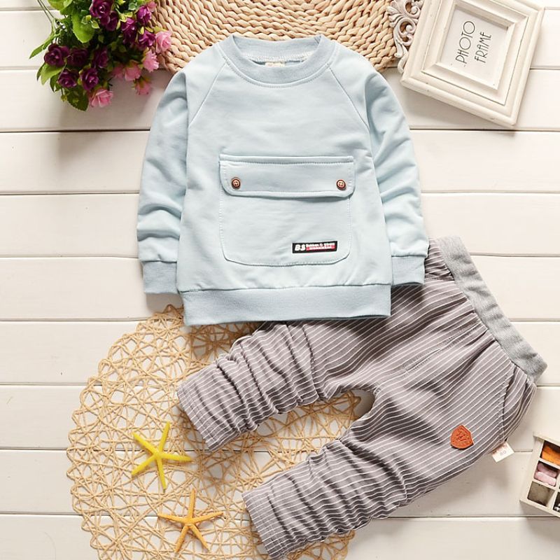 Boy's Pullover Sweater With Pant